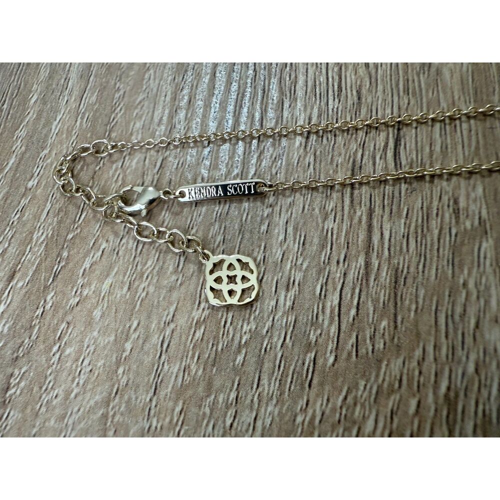 Kendra Scott Perry Pendant Necklace Gold Tone Drusy Triangle - Picture 4 of 4